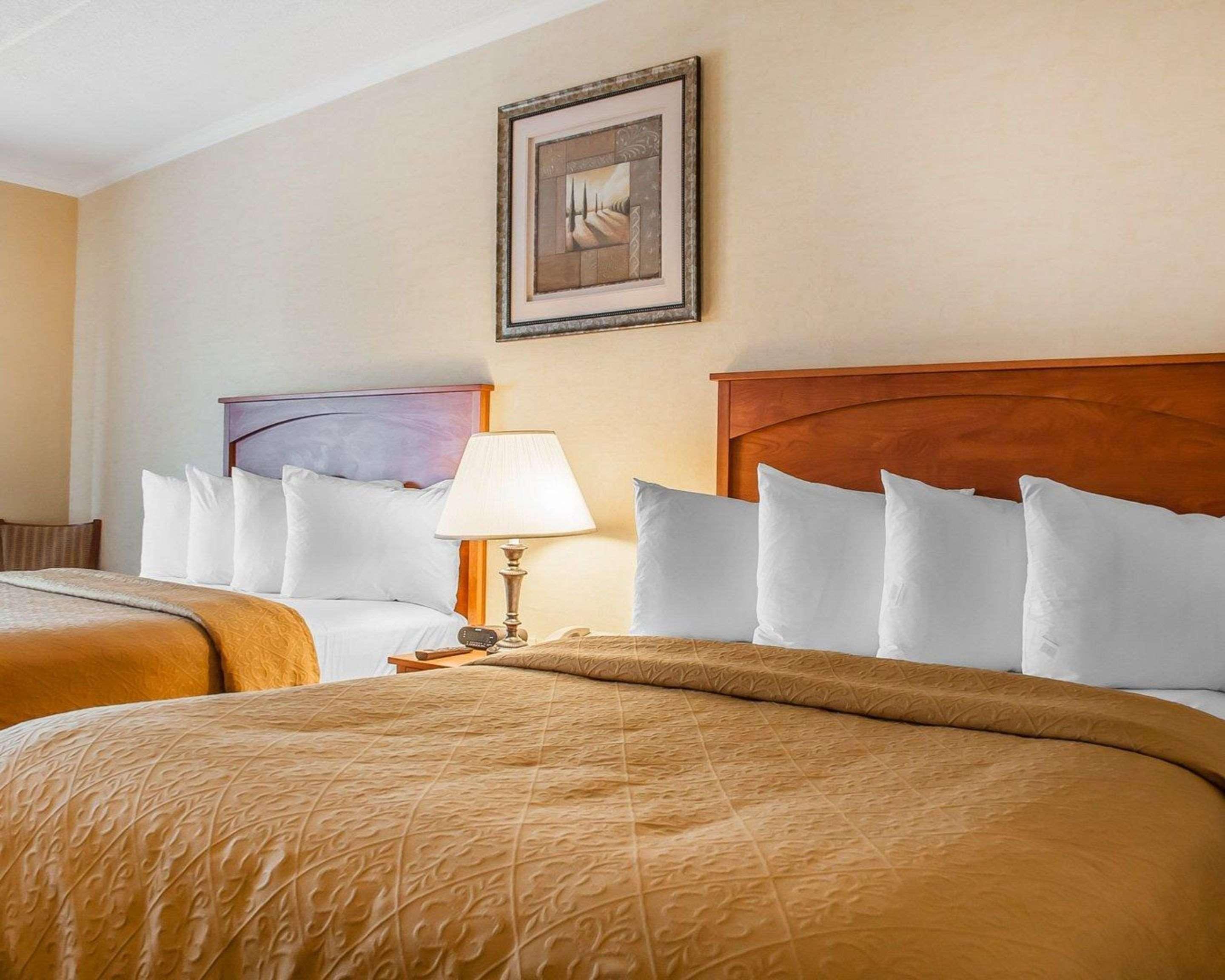 Quality Hotel & Suites At The Falls Niagara Falls Esterno foto